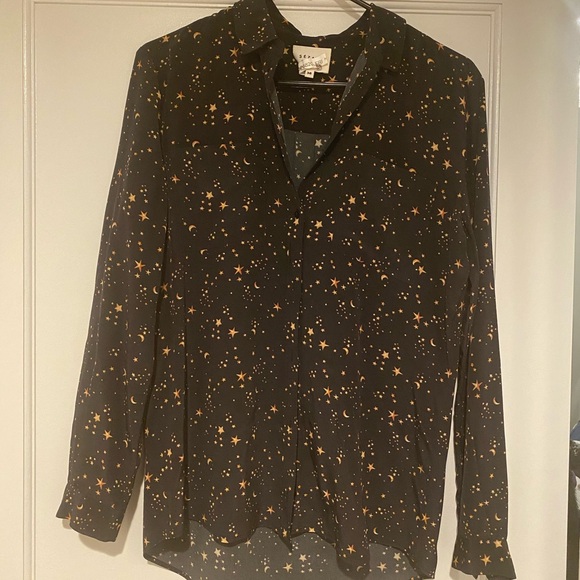 Sezane Boy Shirt in Stars and Moon Print - Picture 4 of 11